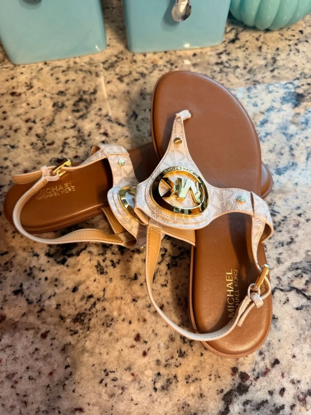 Michael Kors Beige Logo Thong Sandals with Gold MK Emblem - Picture 3 of 4